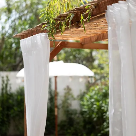 Jardin La Bohemienne Du Mandara , Juan-les-pins, Cote D Azur Aparthotel